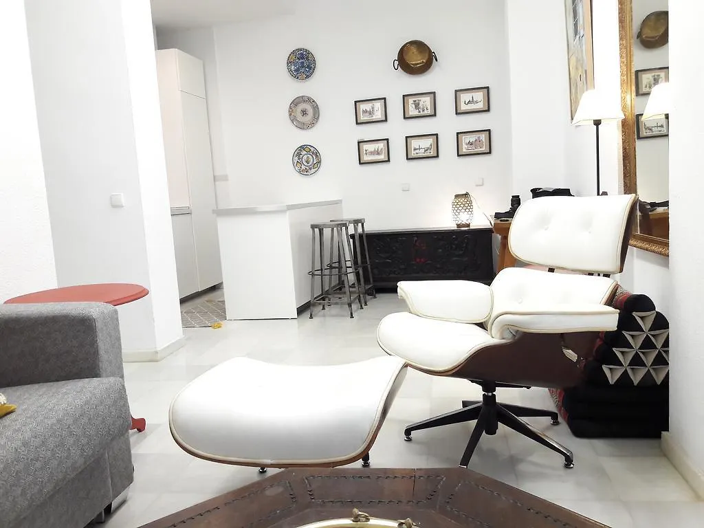 Centro 7 Revueltas Hotel Seville Apartment